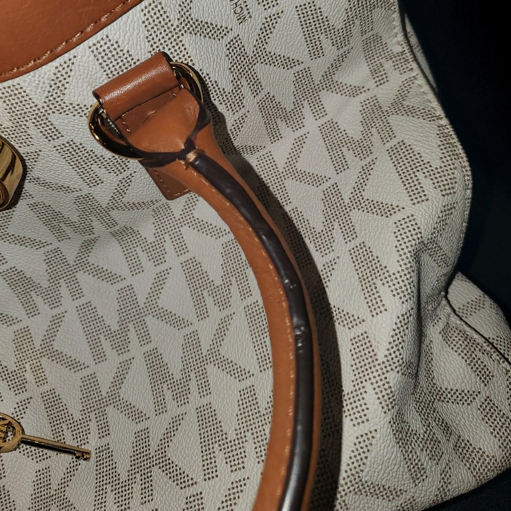 Sold.Michael Kors Hamilton Satchel Tote bag - Picture 12 of 15